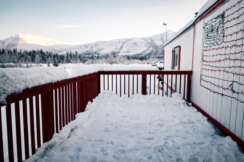 Ein Urlaub im Coldfoot Truckstop Hotel in Alaska im Winter